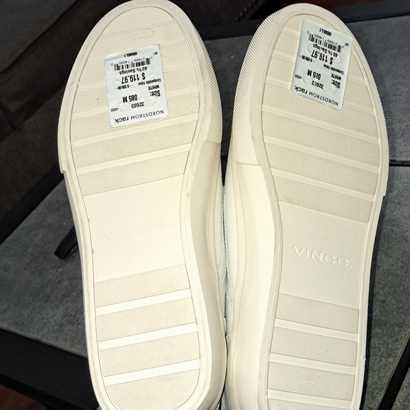 Vince Mens Sneakers - Picture 4 of 11